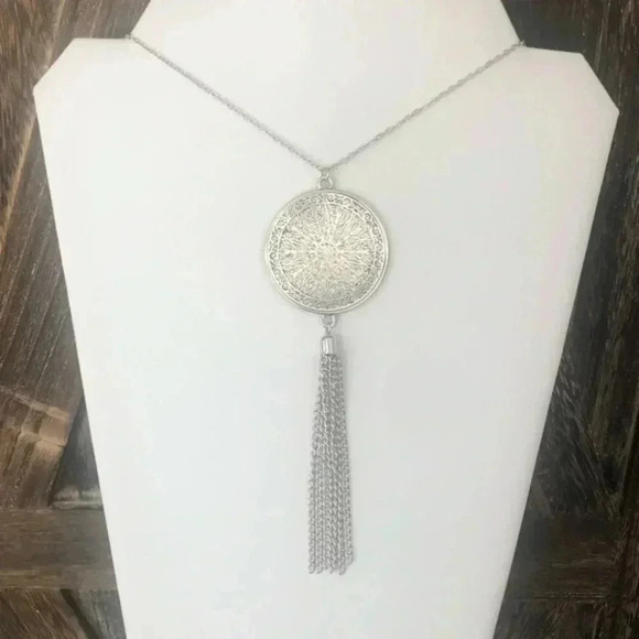 3D Medallion and Tassel Silver Statement Sweater Necklace NWT - Picture 1 of 4
